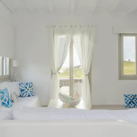 Eidolion Essence -cycladic With Private Plunge Pool For 10 Guests